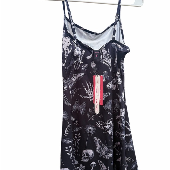 Black and White Skeleton and mushrooms gothic style dress 2+1 free - Picture 2 of 2